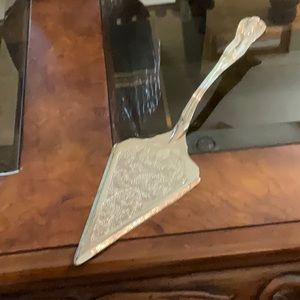 Vintage reproduction silverplate pie server!  Beautiful!